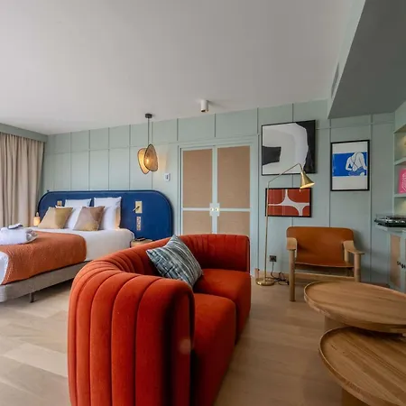 Mercure Vieux Port 4*