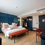 Mercure Vieux Port Hotel 4*