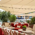Hotel Mercure Vieux Port 4*