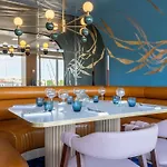 Mercure Vieux Port 4*