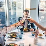 Mercure Vieux Port Hotel 4*