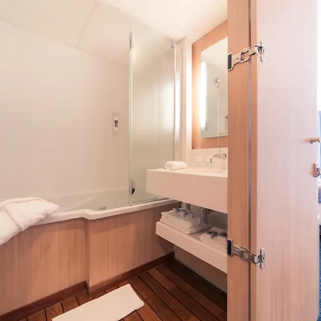 Szálloda Mercure Vieux Port 4*