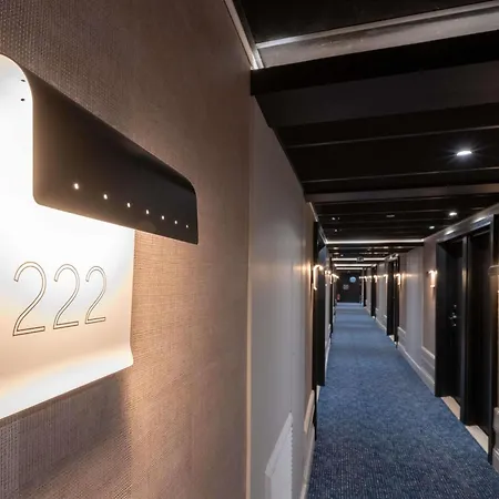 Mercure Vieux Port Hotell 4*