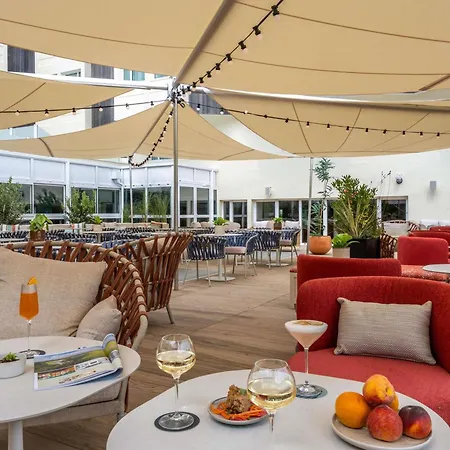 Mercure Vieux Port Hotel