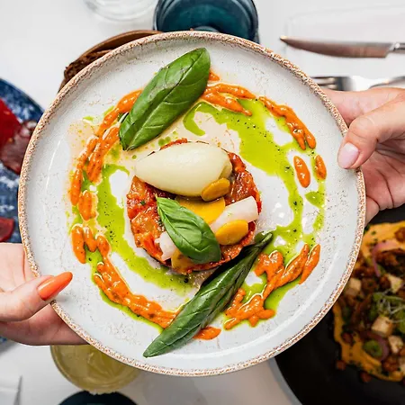 Mercure Vieux Port Hotell 4*