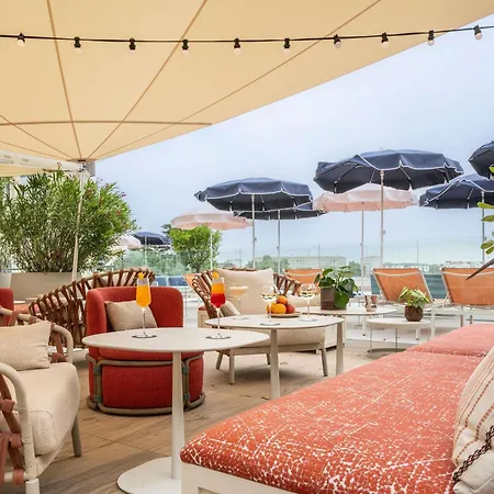 Mercure Vieux Port 4*