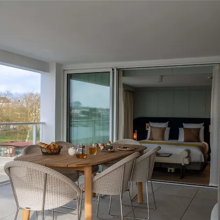 Mercure Vieux Port 4*