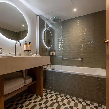 Mercure Vieux Port 4* Λα Ροσέλ