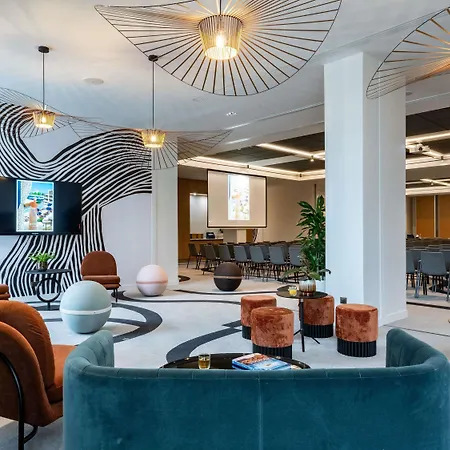 Mercure Vieux Port 4*
