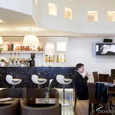 Mercure Vieux Port 4* ラ・ロシェル