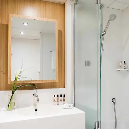 Mercure La Rochelle Vieux Port Szálloda 4*