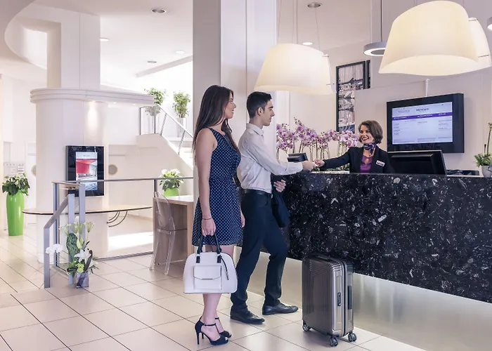 Hotel Mercure Vieux Port Sud 4*