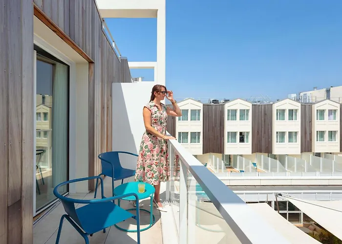 Mercure Vieux Port Hotel 4*