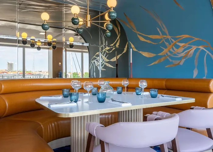 Mercure Vieux Port Sud 4*