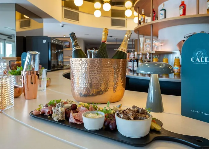 Mercure Vieux Port Hotel