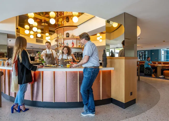 Mercure Vieux Port Hotel 4*